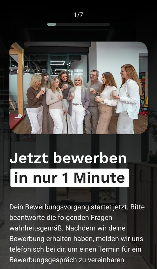 Funnel-Schritt 3: „Jetzt bewerben in nur 1 Minute“ mit Teamfoto und dem Hinweis, dass die Bewerbung ohne Lebenslauf läuft.