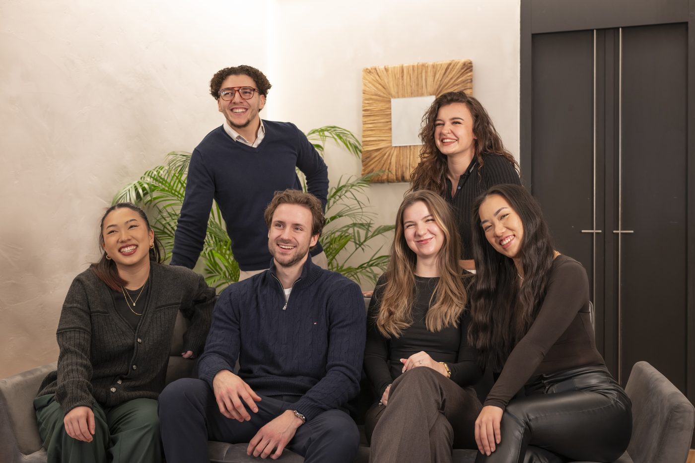 Das Team von That&rsquo;s it. Marketing: sechs Personen im B&uuml;ro in Gelsenkirchen.